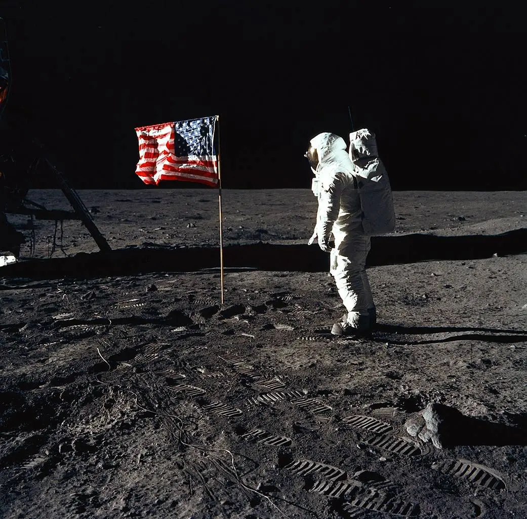 Apollo 11 โ Moon Landing